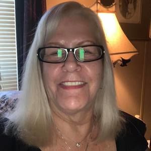 Meet your Posher, Teresa